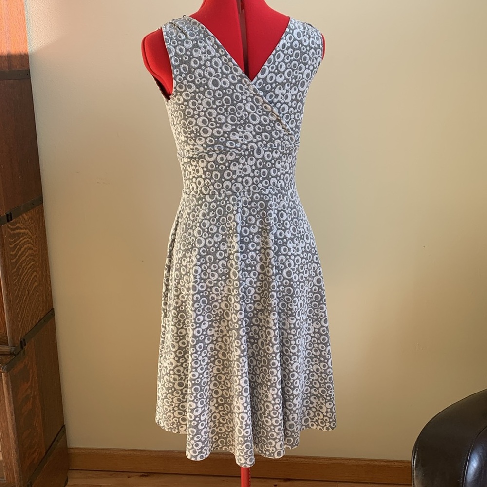 Karina dress - Picture 2 of 4